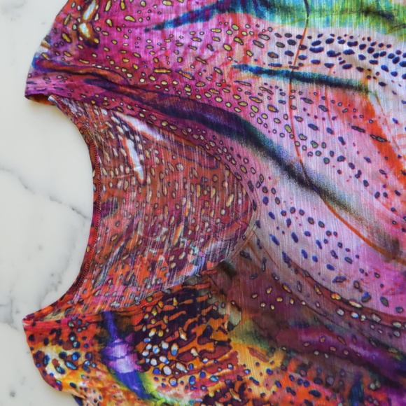 NWOT. Velvet Multi Color Pattern Drop Shoulder Loose Fit Short Sleeve Blouse. - Picture 4 of 4